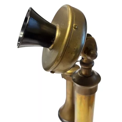 Candlestick telephone 1.jpg
