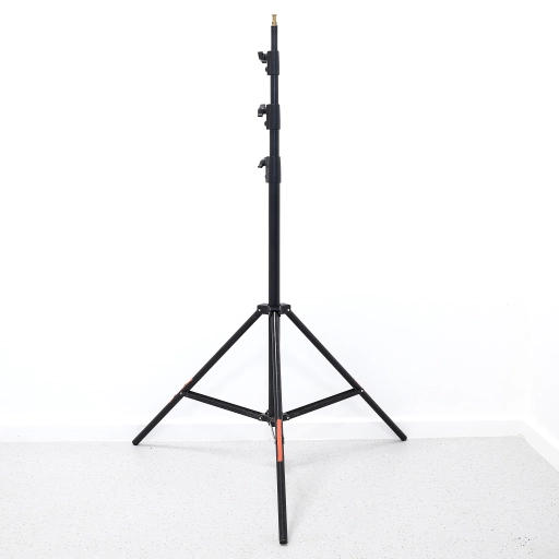 U-2070-004B STAND_03.jpg