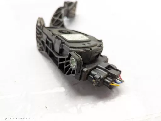 bd9f4c99-a469-4f0d-a2db-c898c1a3a167.jpeg?