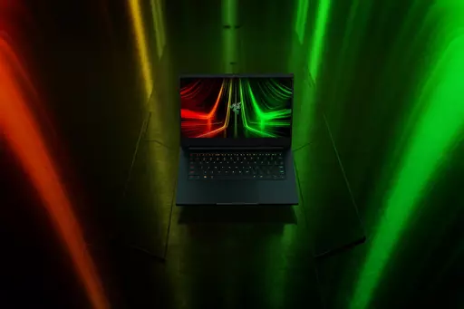 Razer Blade 14 6900HX Notebook 35.6 cm (14") Quad HD AMD Ryzen™ 9 16 GB DDR5-SDRAM 1000 GB SSD NVIDIA GeForce RTX 3080 Ti Wi-Fi 6E (802.11ax) Windows 11 Home Black