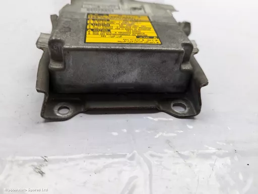 61ae01f2-9bae-4b54-bae5-5d26b9e20e7e.jpeg?