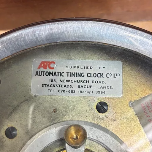 pigeon racing timer clock 4.jpg