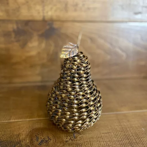 Pear Metal Twist Deco