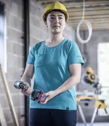 RG810%20GRN%20MODEL%201%20HERO.jpg?