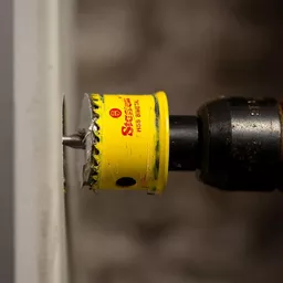 Starrett CSC hole saw cutting 3.jpg