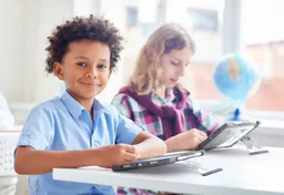 EvDmi57maUCDeSr8pnVivg.c-r.jpg?