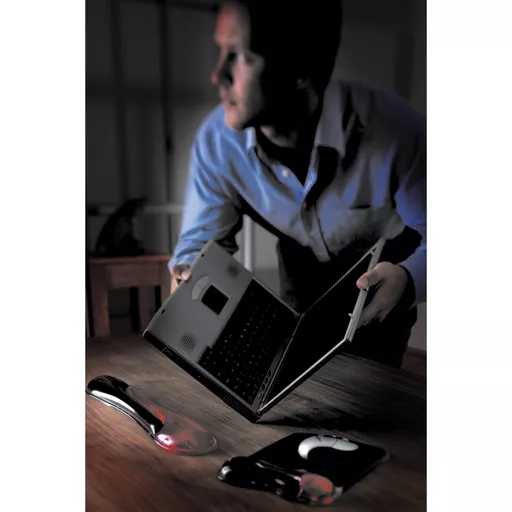 IllElRCz-kycAA-oqc2YdA.c-r.jpg?