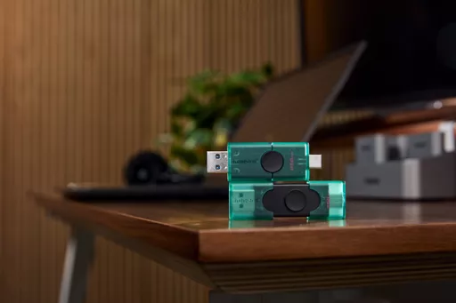 NKUBWnpfvEOKv0RKDbdcyw.c-r.jpg?