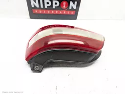 b1536bd5-b0cd-4e16-aace-3aa3b73f0d00.jpeg?