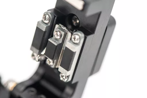 mkvrcbC-1kW02r0DzcxAiQ.c-r.jpg?