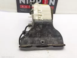 e5a056c6-ddf9-4cdb-bf8f-0dbcceb60cad.jpeg?