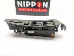 e5c16131-9d2a-4357-bd2b-2bea7787e646.jpeg?