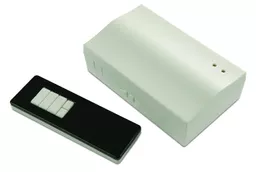 RemoteandBoxRAD.jpg?v=1692633209&width=823