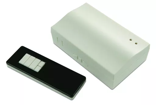 RemoteandBoxRAD.jpg?v=1692633209&width=823