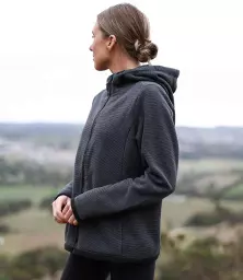 QMX1W%20CST%20MODEL%201%20HERO.jpg?