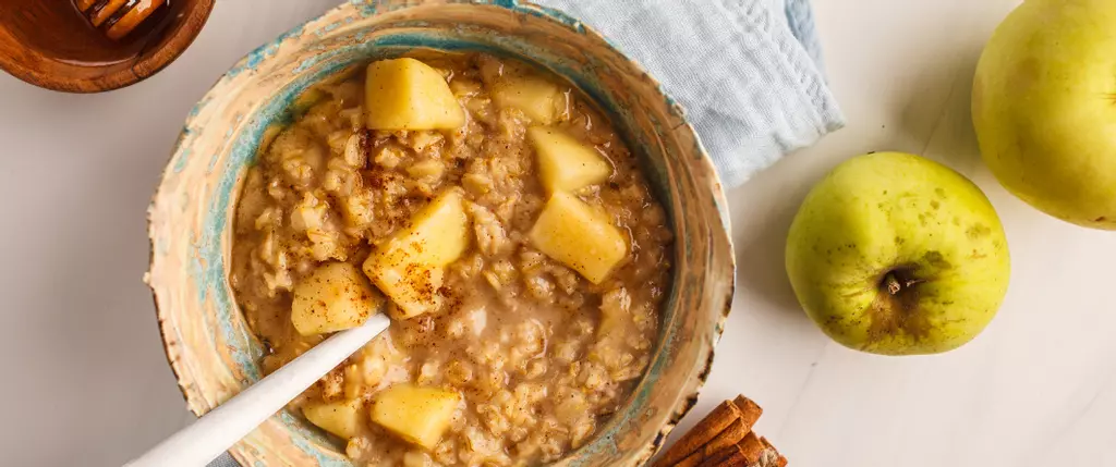 Slow Cooker Apple Cinnamon Porridge