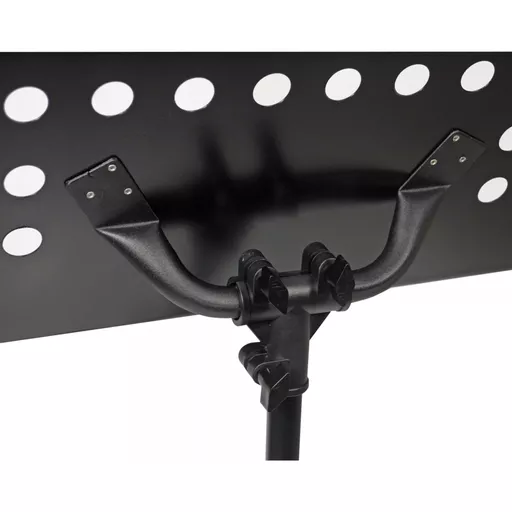 1679928905-00563100.jpg?