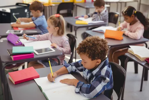 tCQNeekHoEahEeR59ju5gg.c-r.jpg?