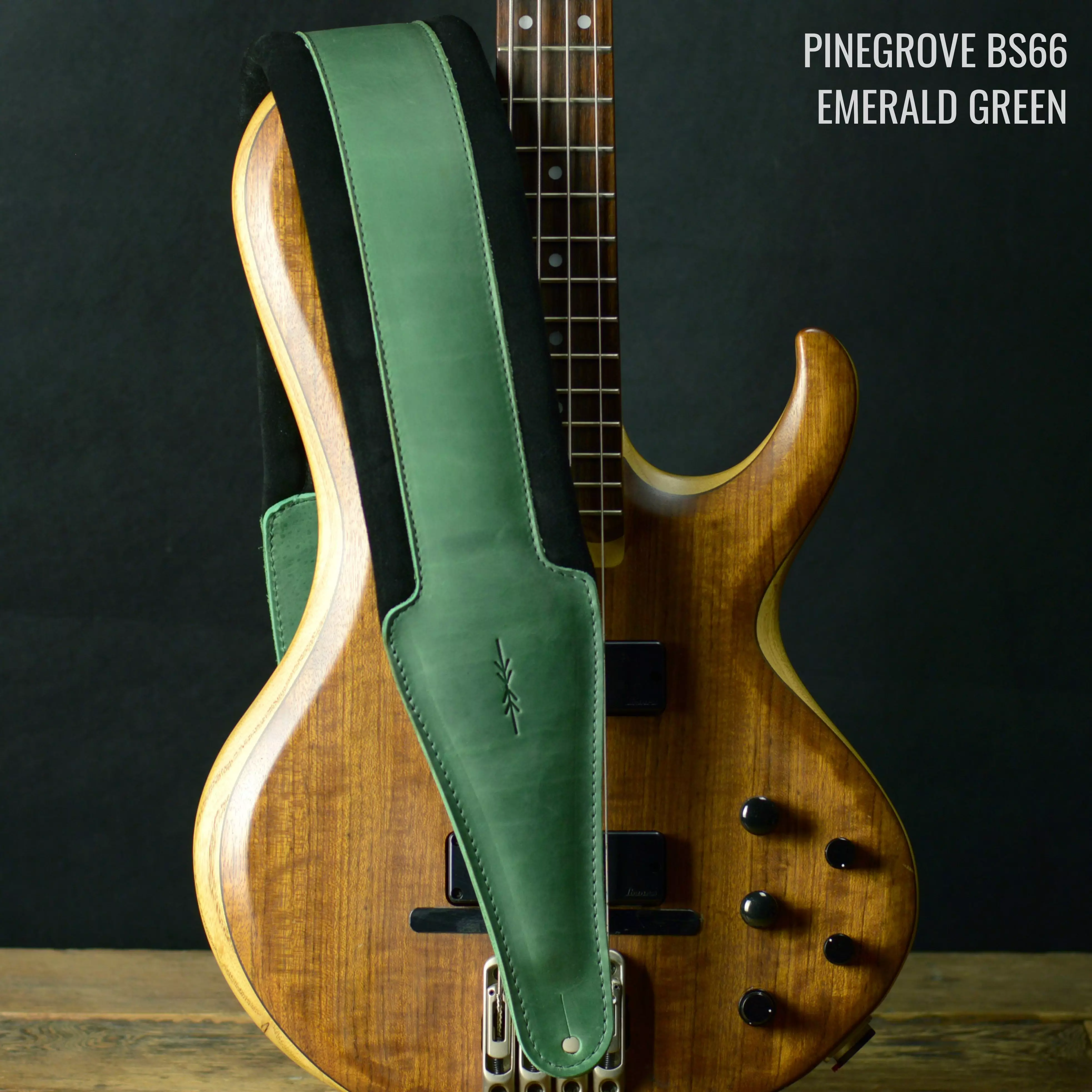 BS66 green bass guitar strap ANNO 0712.jpg