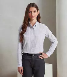 PR352%20SI_WH%20MODEL%202.jpg?