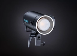 broncolor Stelos_on_black_frontside (Large).jpg