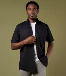 K100%20BLK%20MODEL%201%20HERO.jpg?