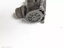 7ca8819c-27dd-43a1-a925-2761f88ed328.jpeg?