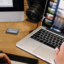 iVQ38G_4u0atmcxdLH1f-g.c-r.jpg?