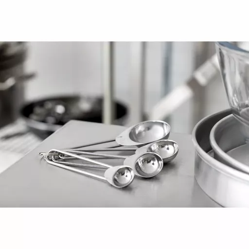 MEASURING SPOONS