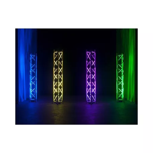 1758353654-73853200.jpg?