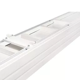 ZEoV79HSY0W_RugoKcrBCA.c-r.jpg?