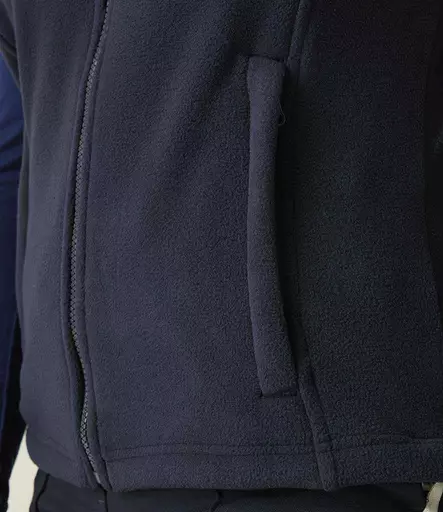 RG184%20DKN%20MODEL%206.jpg?