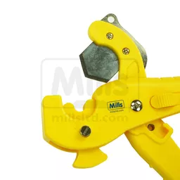 s83-6198_03_web_1.jpg?