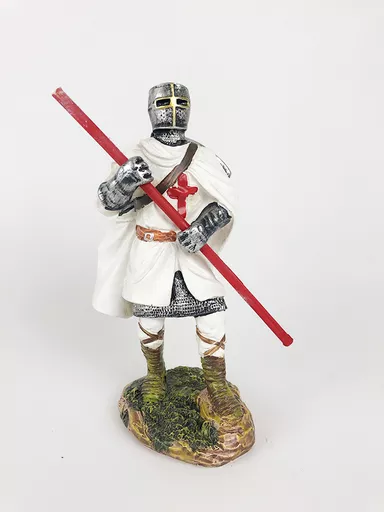 Knight 1.jpg