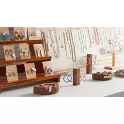 UPlFq093FEOOl8KRtzzxbg.c-r.jpg?