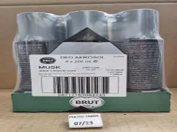 BRUT03-2.jpg?