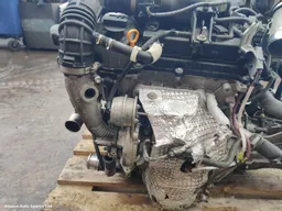 292a63fe-64db-4888-8117-2e53af63391e.jpeg?