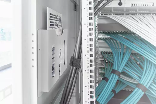 fYLuameP70KWFDMH7CKGyg.c-r.jpg?