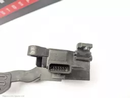 1260e7e9-502b-407b-bc96-1fde6a1d3d56.jpeg?