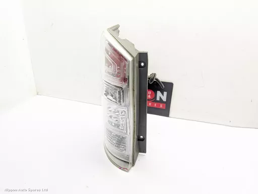 8b242e4f-7a39-4509-afcf-023eb745f7c2.jpeg?