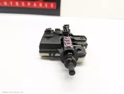 e0c9a7a5-87b0-4903-b180-18aed4a25e49.jpeg?