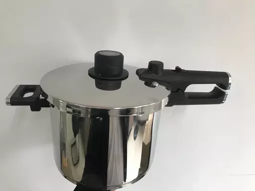 6L/22cm Pressure Cooker