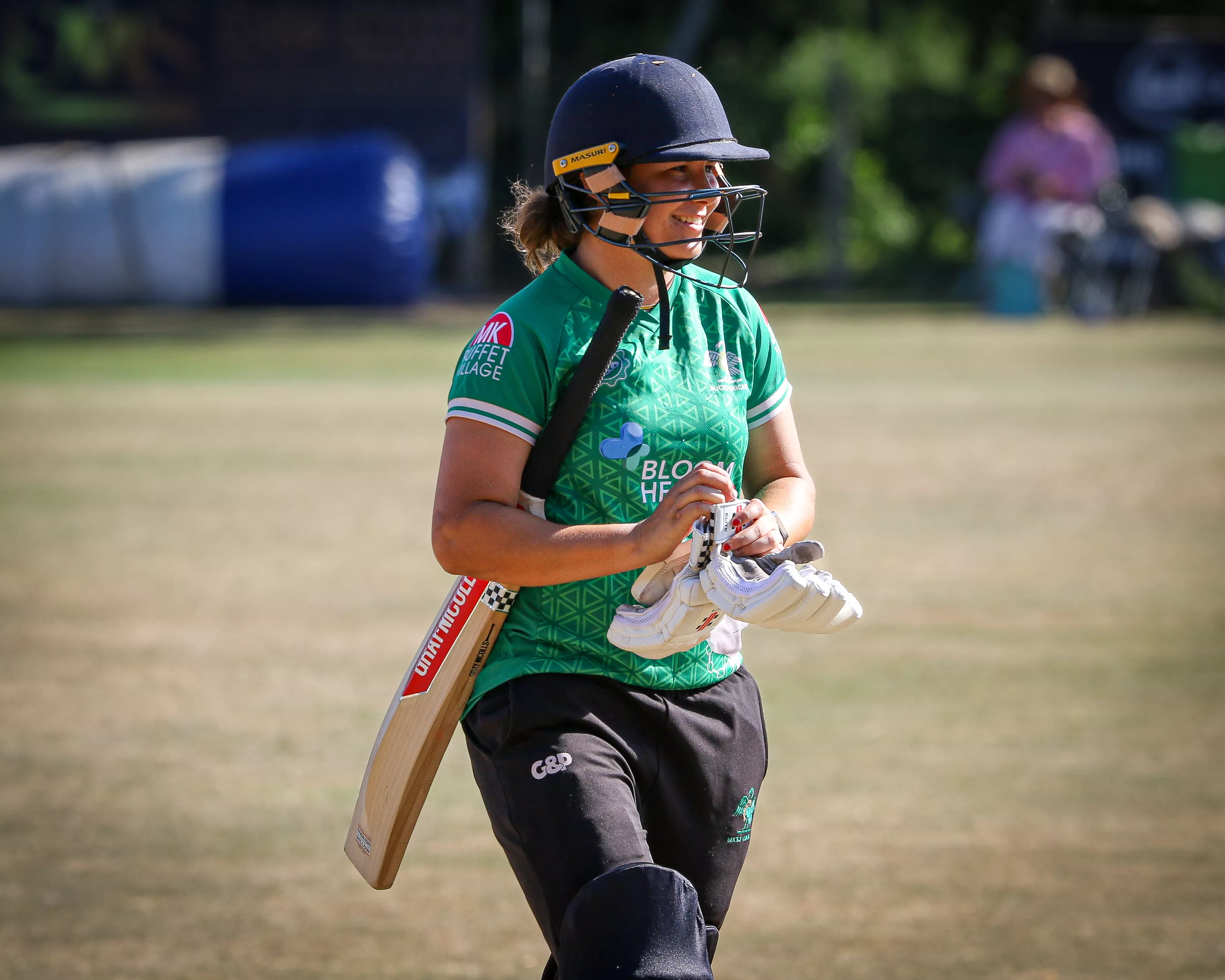 Bucks Women Earn Dramatic Tie in Run-Fest