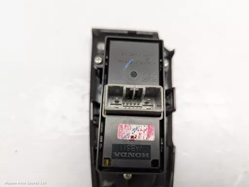 c6aed7be-6be4-4d60-bf15-1a0204d85205.jpeg?