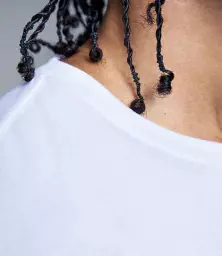 AM11%20WHI%20MODEL%203.jpg?