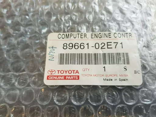 new-genuine-toyota-auris-corolla-engine-control-unit-89661-02e71-2007-2013-3-2056-p.jpg