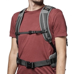 camera-backpack-lowepro--flipside-iii-lp37353-pww-cheststrap.jpg