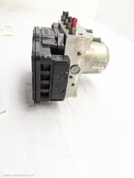 cb127a15-15dd-4066-a51c-aca59dd07841.jpeg?