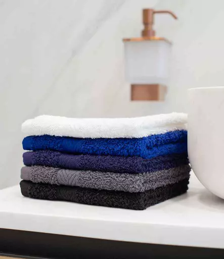 TC01%20ROY%20MODEL%201%20HERO.jpg?