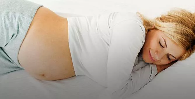 HOW TO MAKE SURE YOU SLEEP WELL, DESPITE YOUR PREGNANT BELLY
